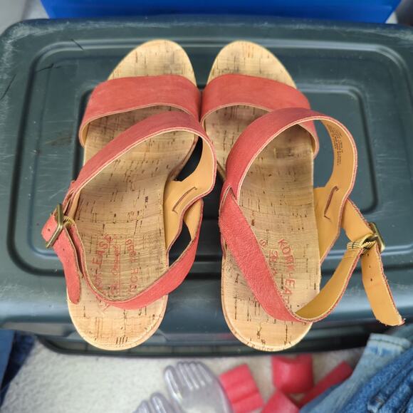 Kork-Ease Austin Wedge Sandals Red Leather Heel Slingback Women's 10 Comfort - Picture 5 of 8